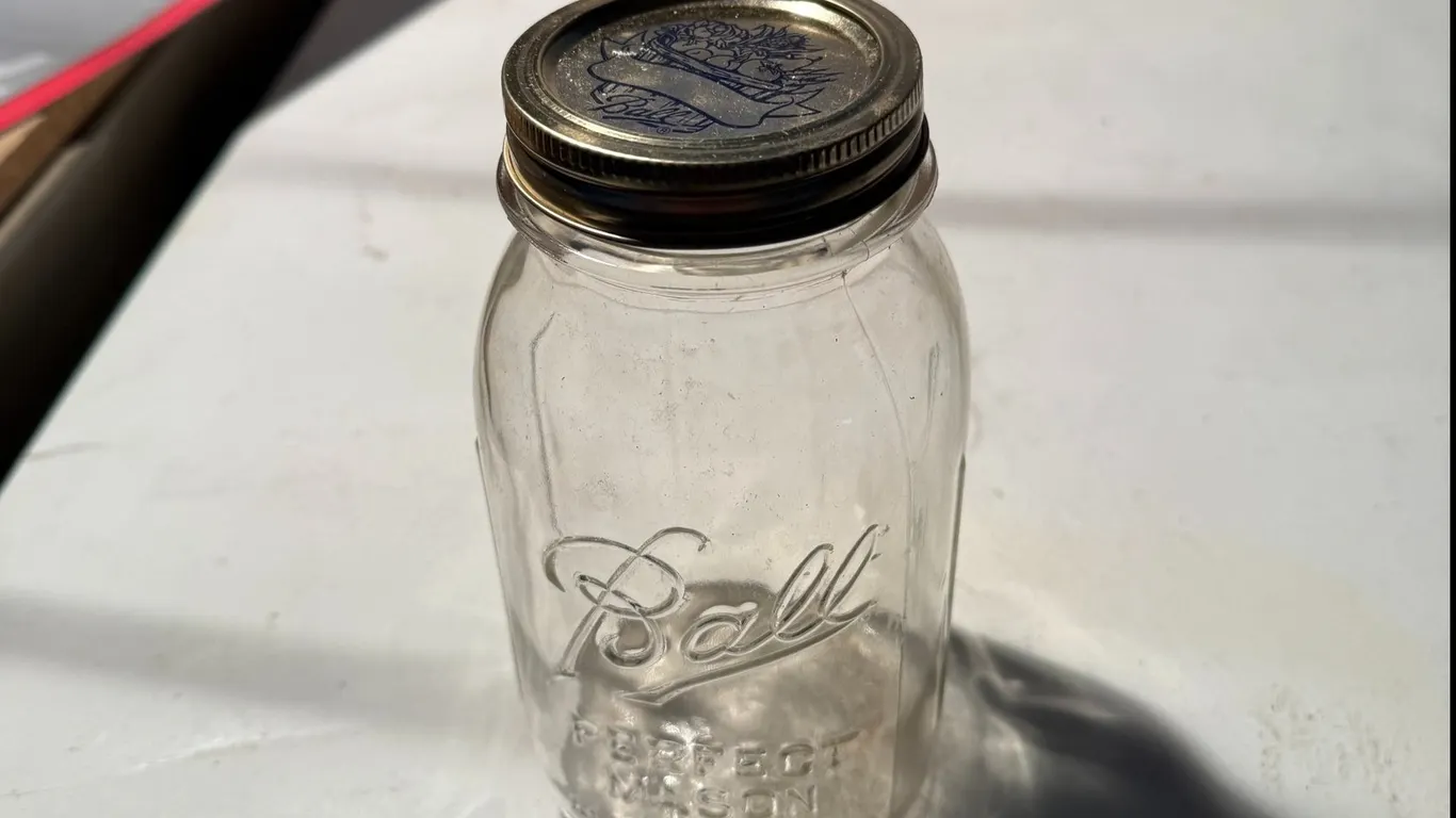 12 Standard Quart Canning Jars