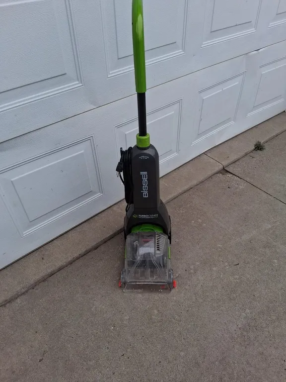 Bissell carpet cleaner