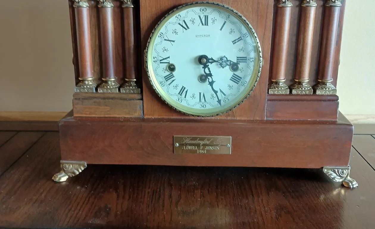 Mantel Clock