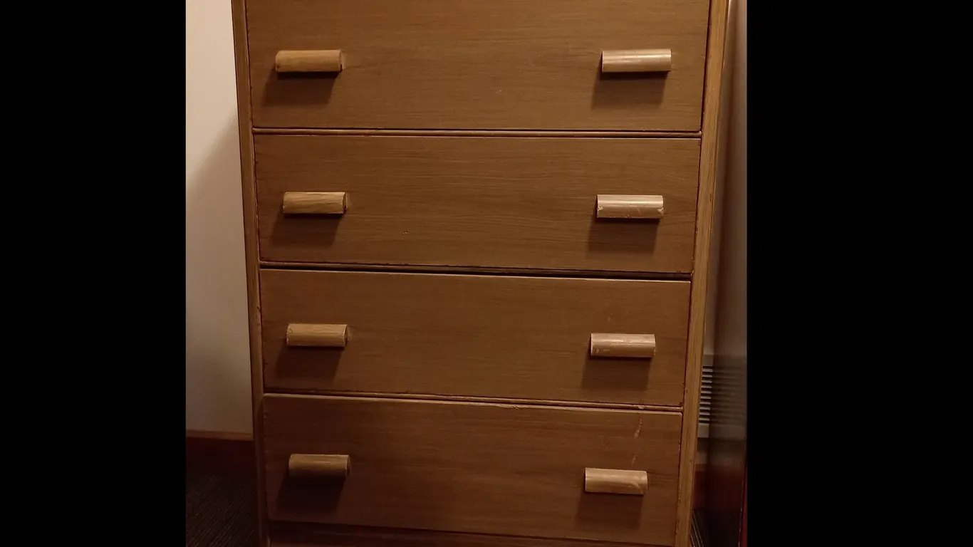 Chest of Drawers