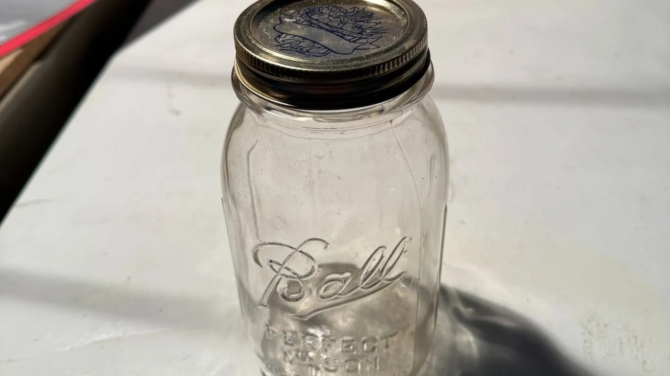 12 Standard Quart Canning Jars