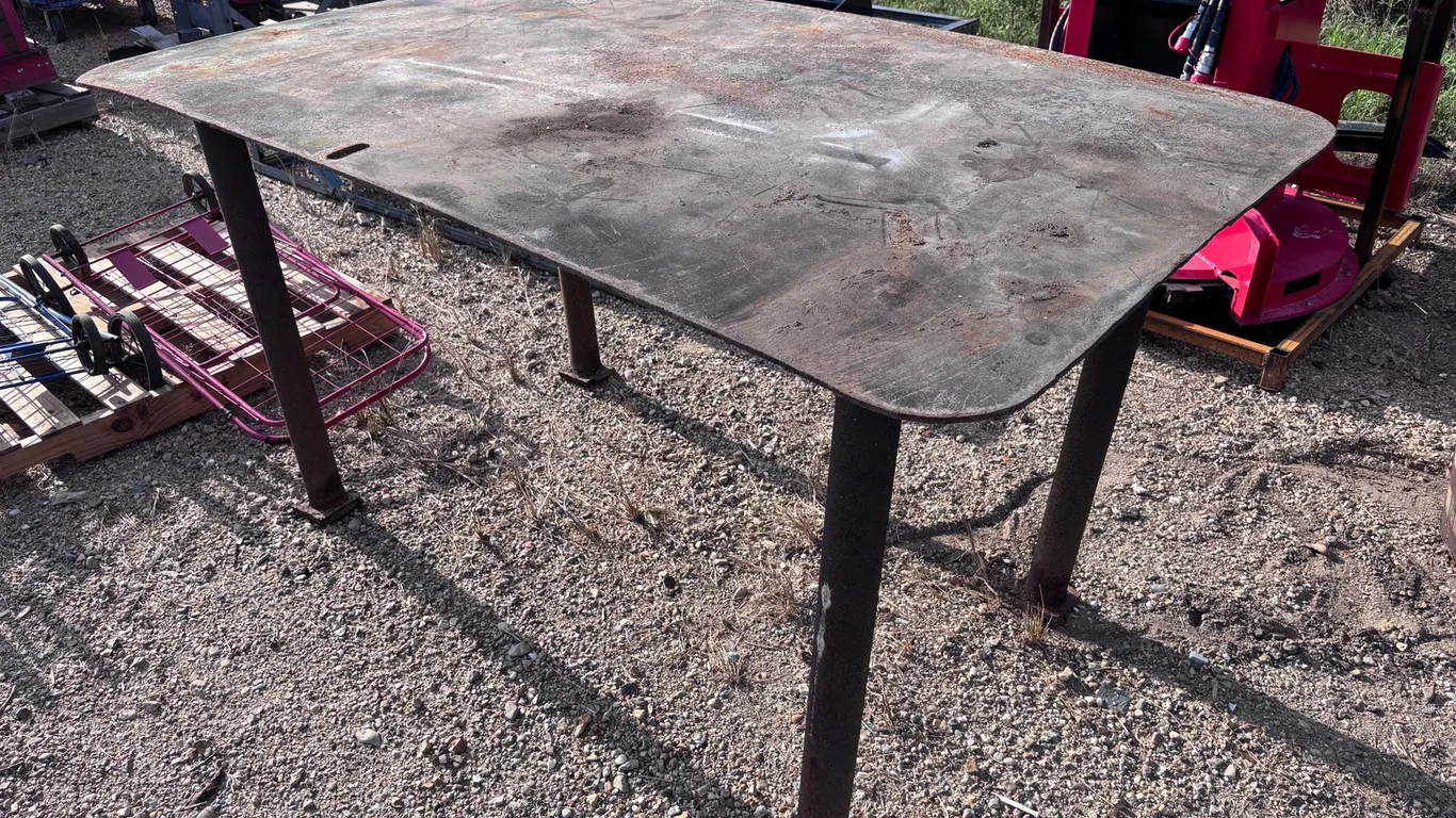 3X5FT METAL SHOP TABLE