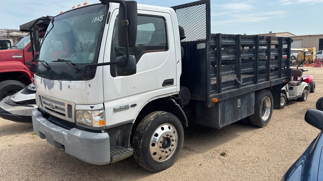 2006 FORD LCF | FOR PARTS/REPAIRS | PERMIT TO SELL
