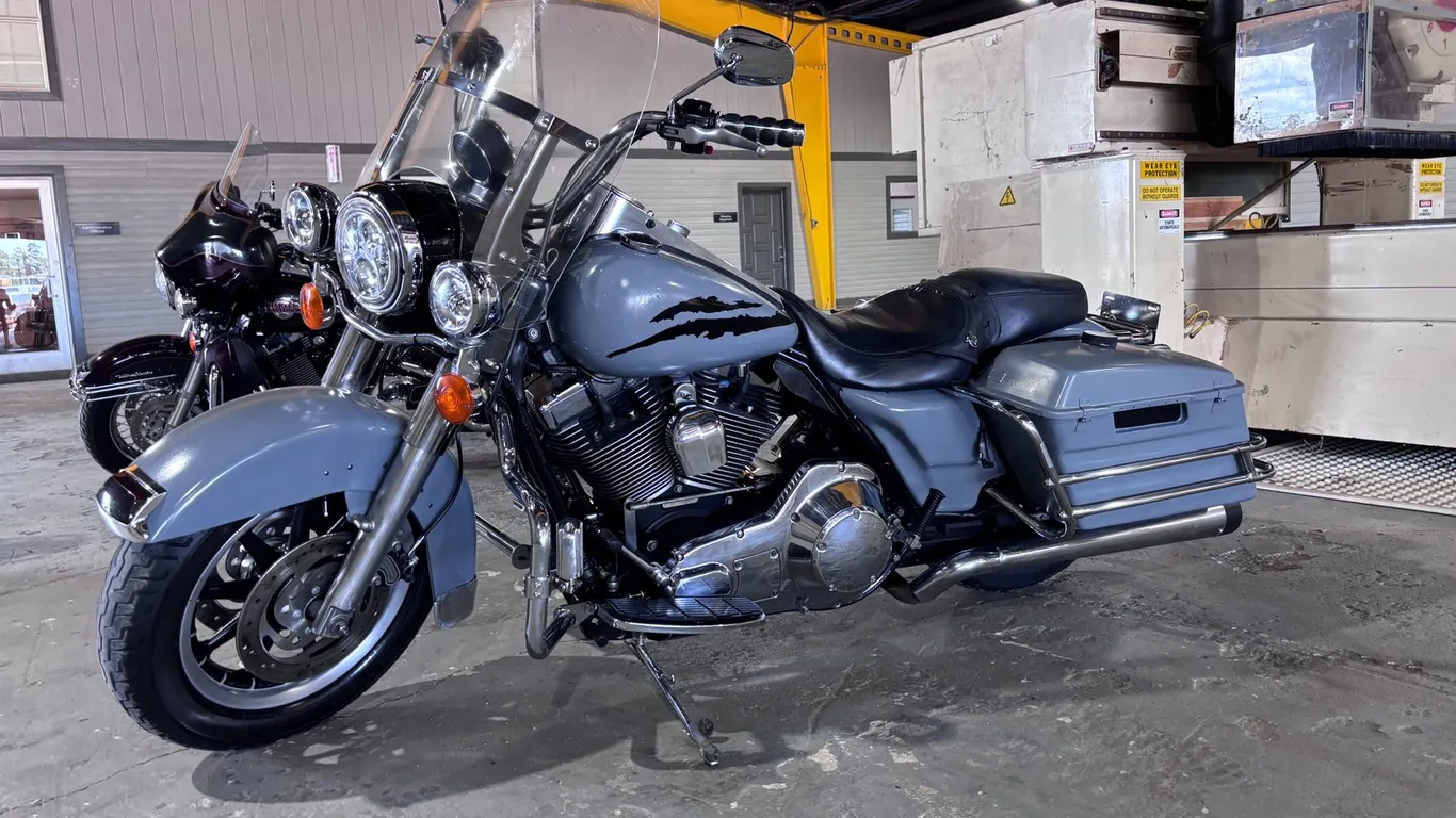 2004 HARLEY ROADKING