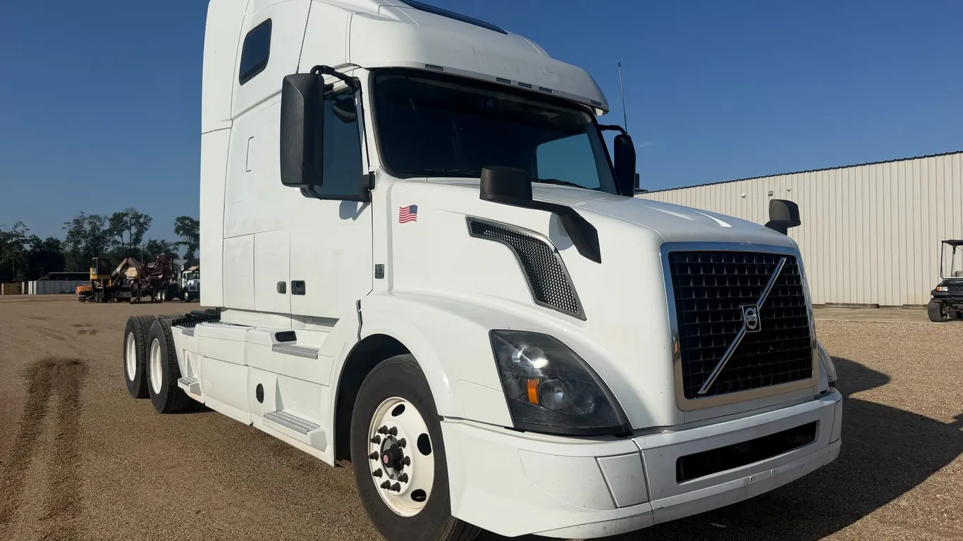 2018 VOLVO VNL64T670APU