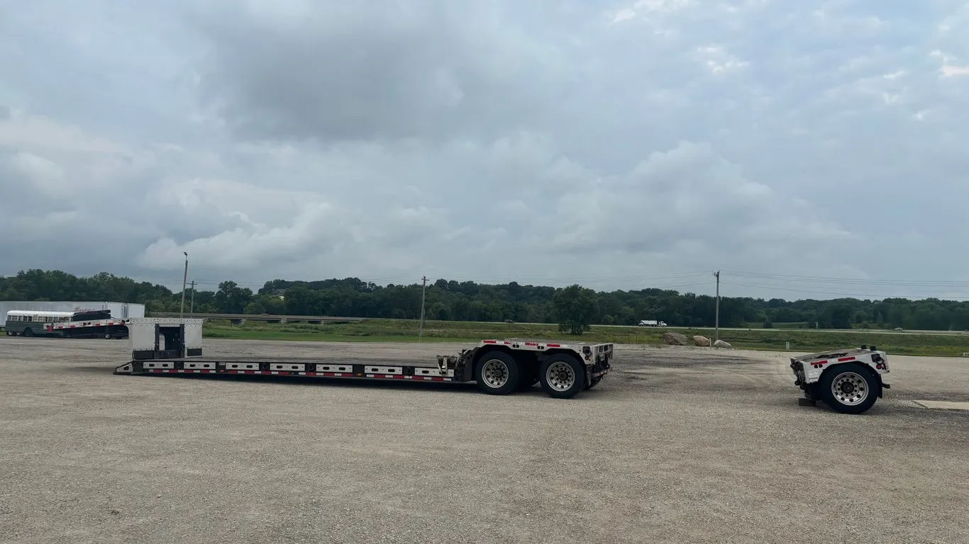 2013 Trail King TK75 AMG Tandem Axle RGN Lowboy Trailer W/ Flip Axle