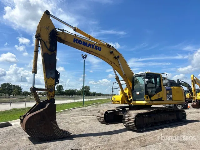 2015 Komatsu PC360LC-11 Tracked Excavator