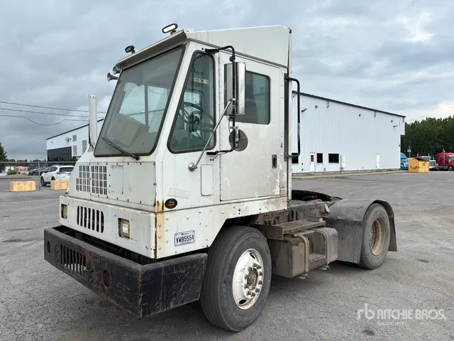 2005 Kalmar Ottawa 30 4x2 Spotter Truck