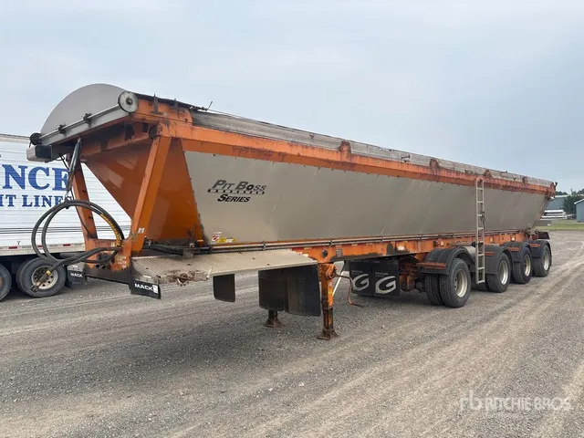 2019 J C Trailers 45 ft Quad/A Live Bottom Trailer