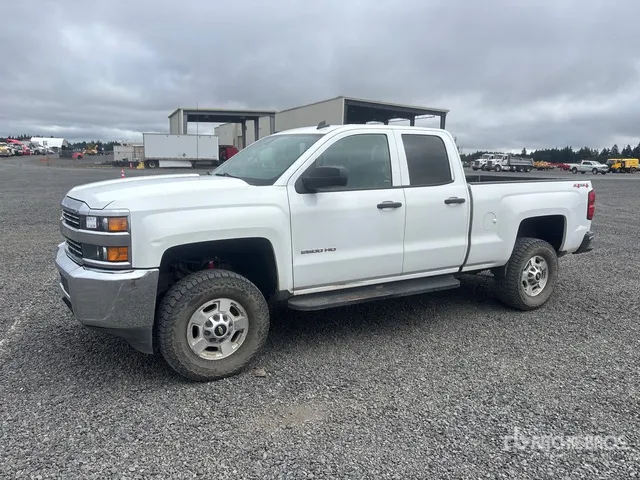 2015 Chevrolet Silverado 2500 LT 4x4 Extended Cab Pickup