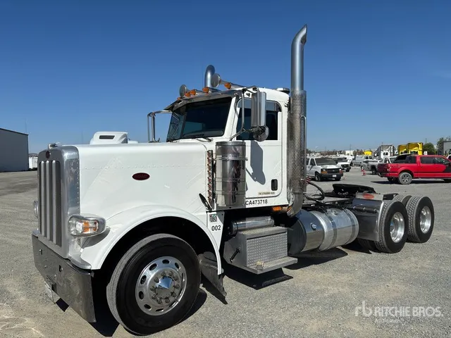 2016 Peterbilt 389 6x4 T/A Day Cab Truck Tractor