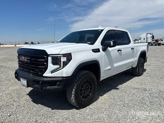 2025 GMC Sierra 1500 AT4X AEV Edition 4x4 Crew Cab Pickup