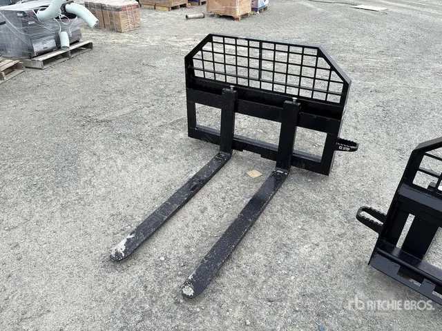 JBX 4000 48 in Skid Steer Forks (Unused)