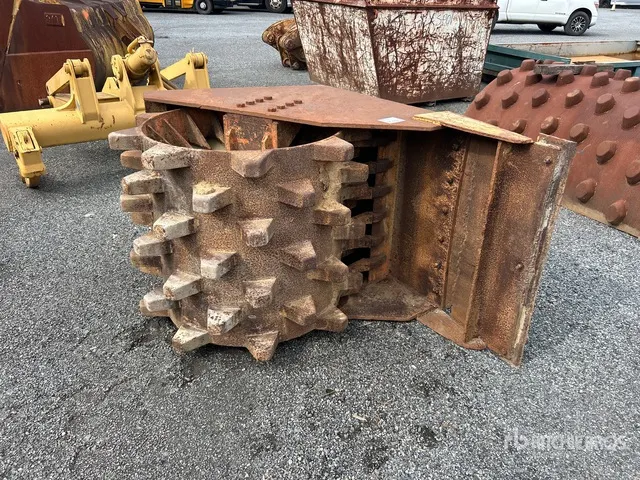 36 in Excavator Compaction Wheel