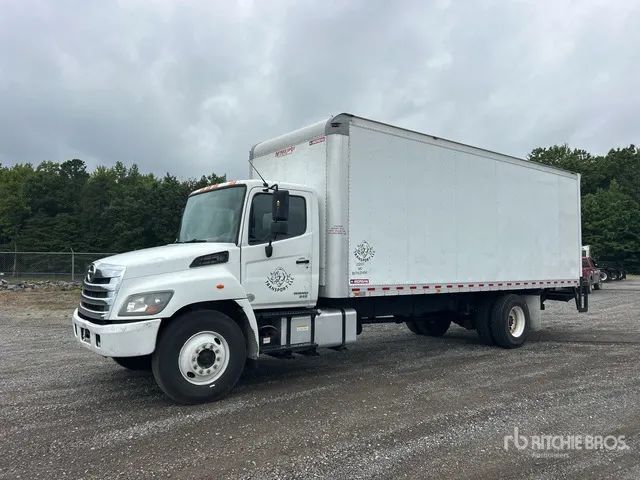 2018 Hino 268 4x2 Van Truck