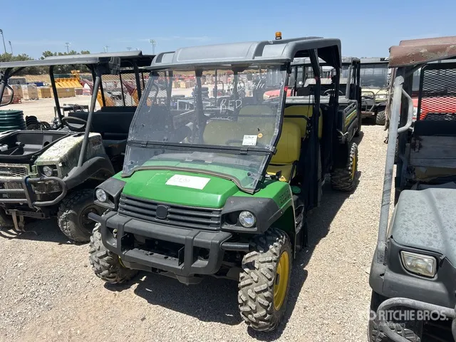 2022 John Deere XUV855MS4 4x4 Utility Vehicle