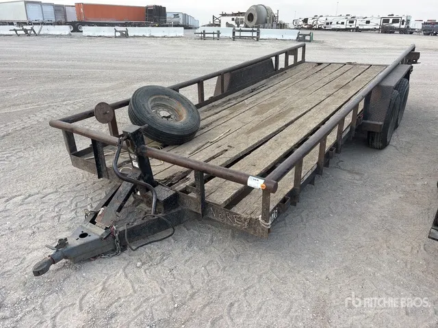 2000 Texas Bragg 20 ft T/A Utility Trailer