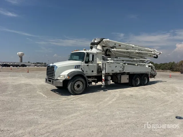 2020 Sany SY38 on 2020 Mack GR64B 6x4 Concrete Pump Truck