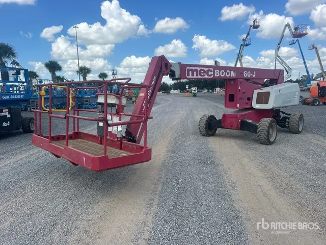 2017 MEC 60-J 4WD Diesel Articulating Boom Lift
