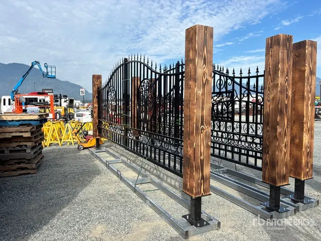 2026 EG Earthy Grounds EG-T20-TL 20 ft x 7 ft Steel Bi-Parting Driveway Gate (Unused)