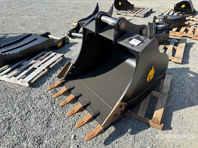 Dynamic 120CL 42 in Q/C Digging Excavator Bucket (Unused)