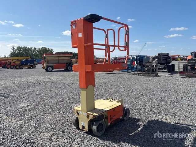 2013 JLG 1230ES Vertical Mast Lift
