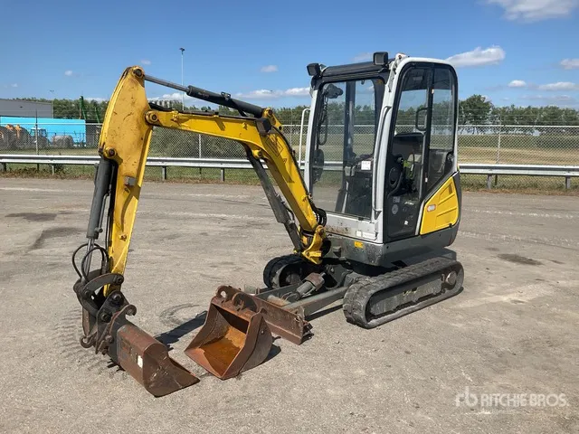 2013 Wacker Neuson ET18 Mini Excavator