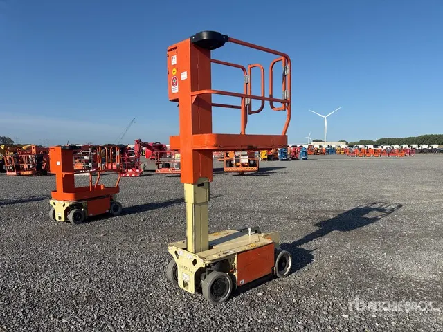 2015 JLG 1230ES Vertical Mast Lift
