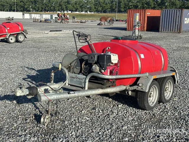 Fuel Proof 1140L Pressure Washer