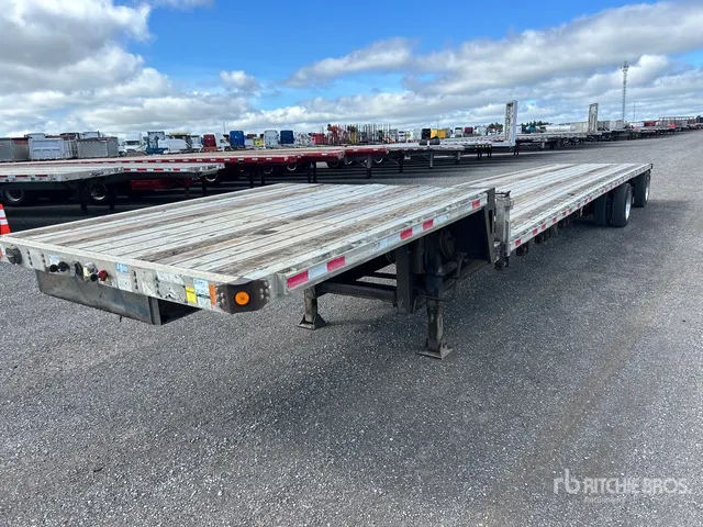 2008 Fontaine 10F 48 ft T/A Spread Axle Step Deck Trailer