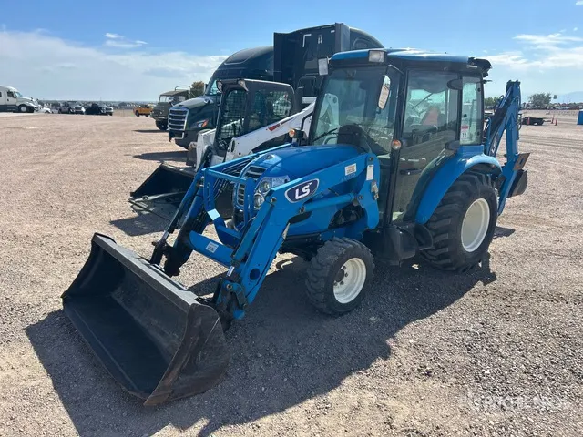 2019 LS XR3135H Utility Tractor