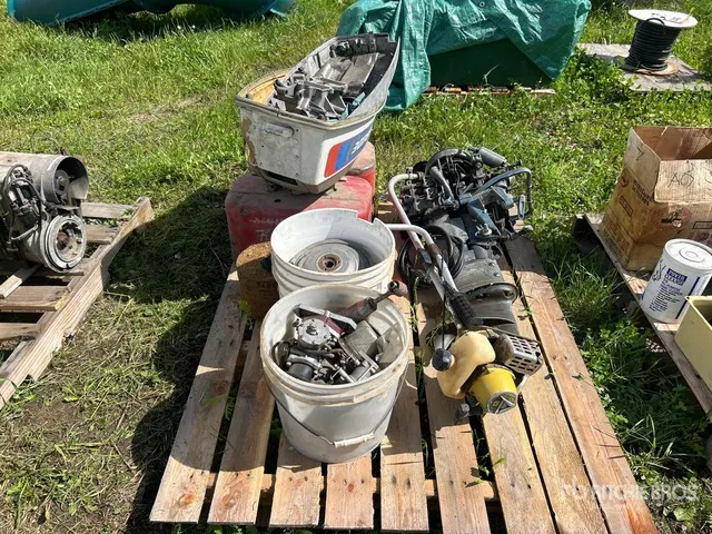 Evinrude Outboard Parts, Fuel Tanks, Small Engines, Carburetors, Pulleys & Assorted Parts