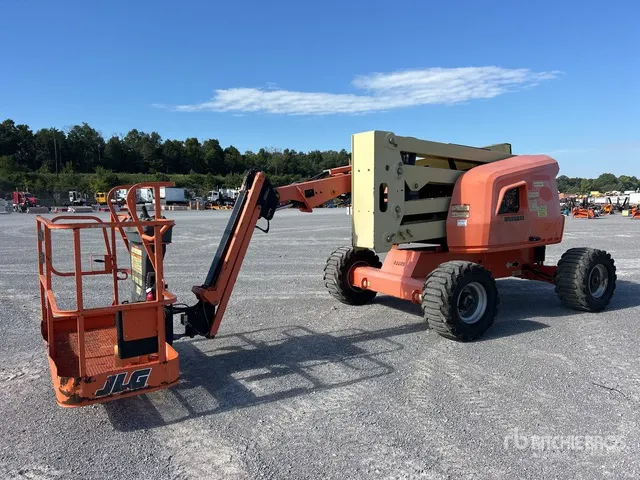 2015 JLG 450AJ 4WD Diesel Articulating Boom Lift