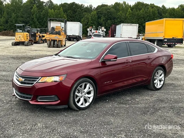 2017 Chevrolet Impala LT Automobile