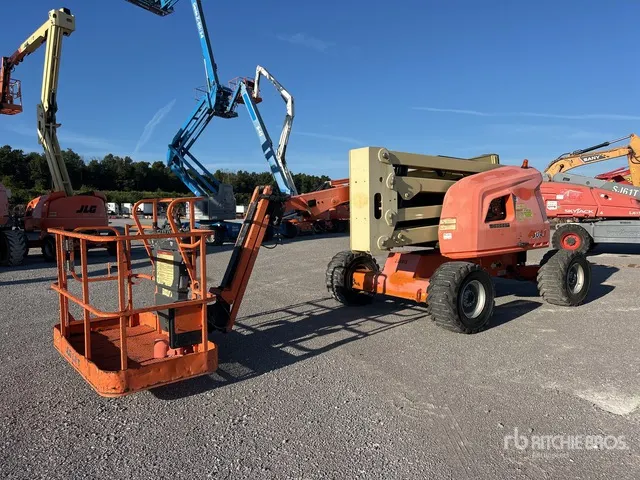 2015 JLG 450AJ 4WD Diesel Articulating Boom Lift