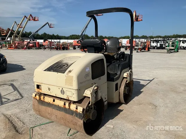 2007 Ingersoll Rand DD-38HF Double Drum Roller