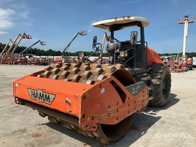2015 Hamm H11i Padfoot Drum Compactor