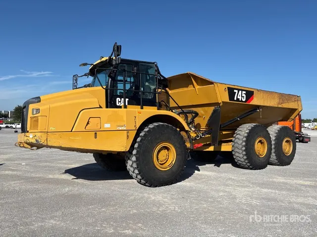 2018 Cat 745 Articulated Dump Truck