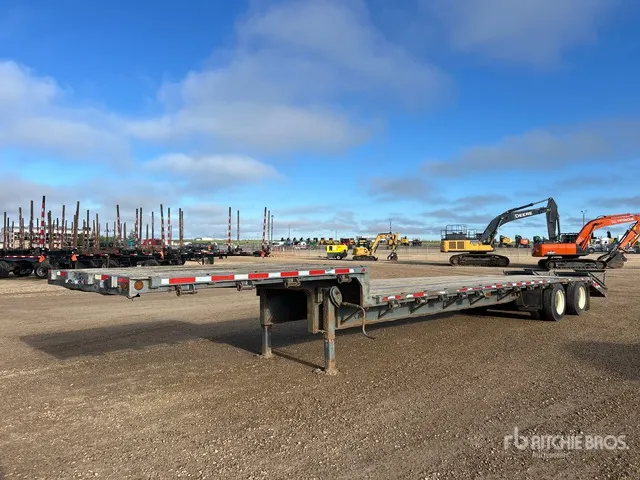 1989 Univision 48 ft T/A Step Deck Trailer