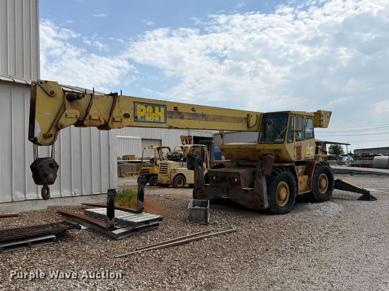 P&H W-180 crane