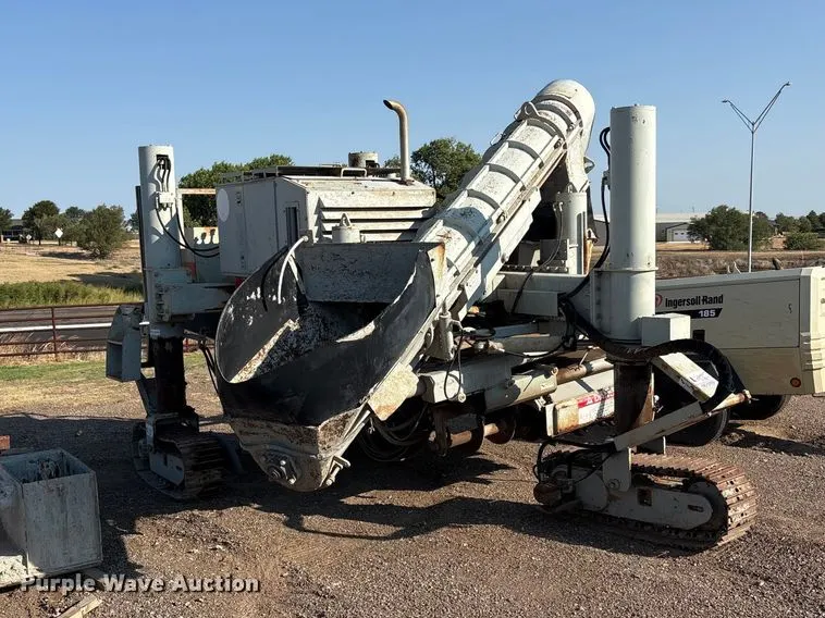 Power curber 5700B curb machine