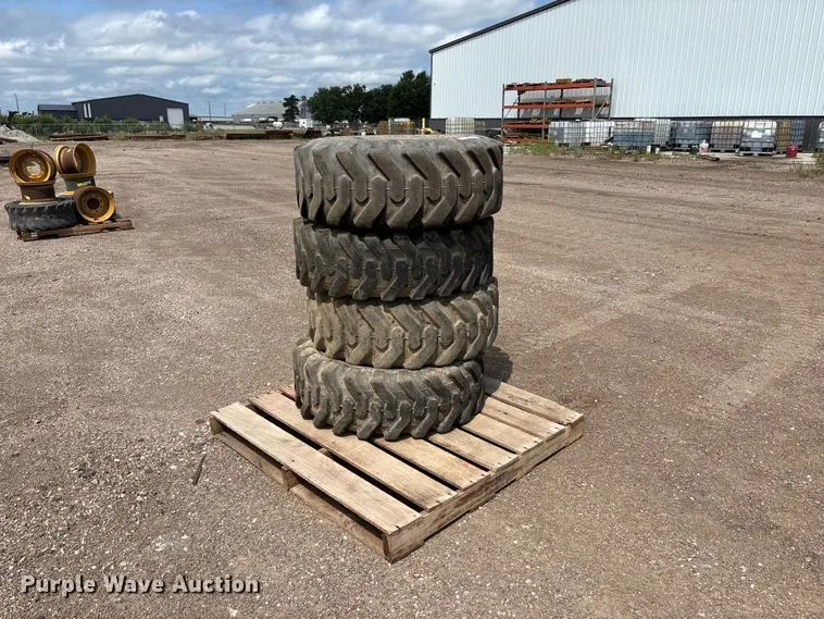 (4) 12.5/80-18 tires