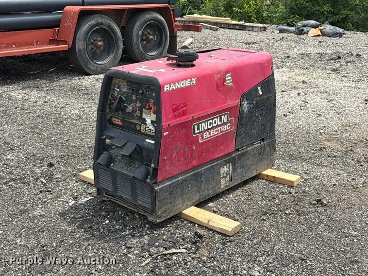 Lincoln 225 Ranger welder