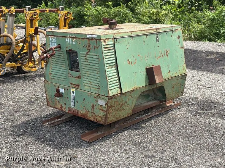 Sullair 125 DPQ air compressor