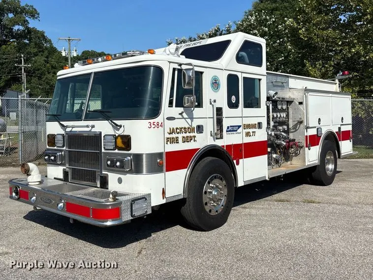 1992 Pierce Lance pumper fire truck