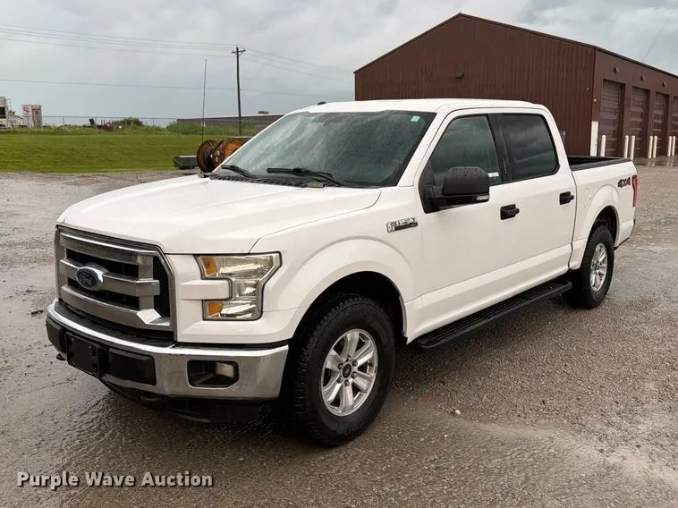 2016 Ford F150 Crew Cab pickup truck