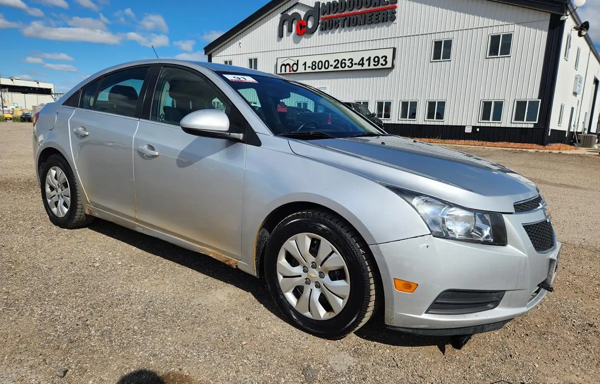 2013 Chevrolet Cruze LT Turbo Car