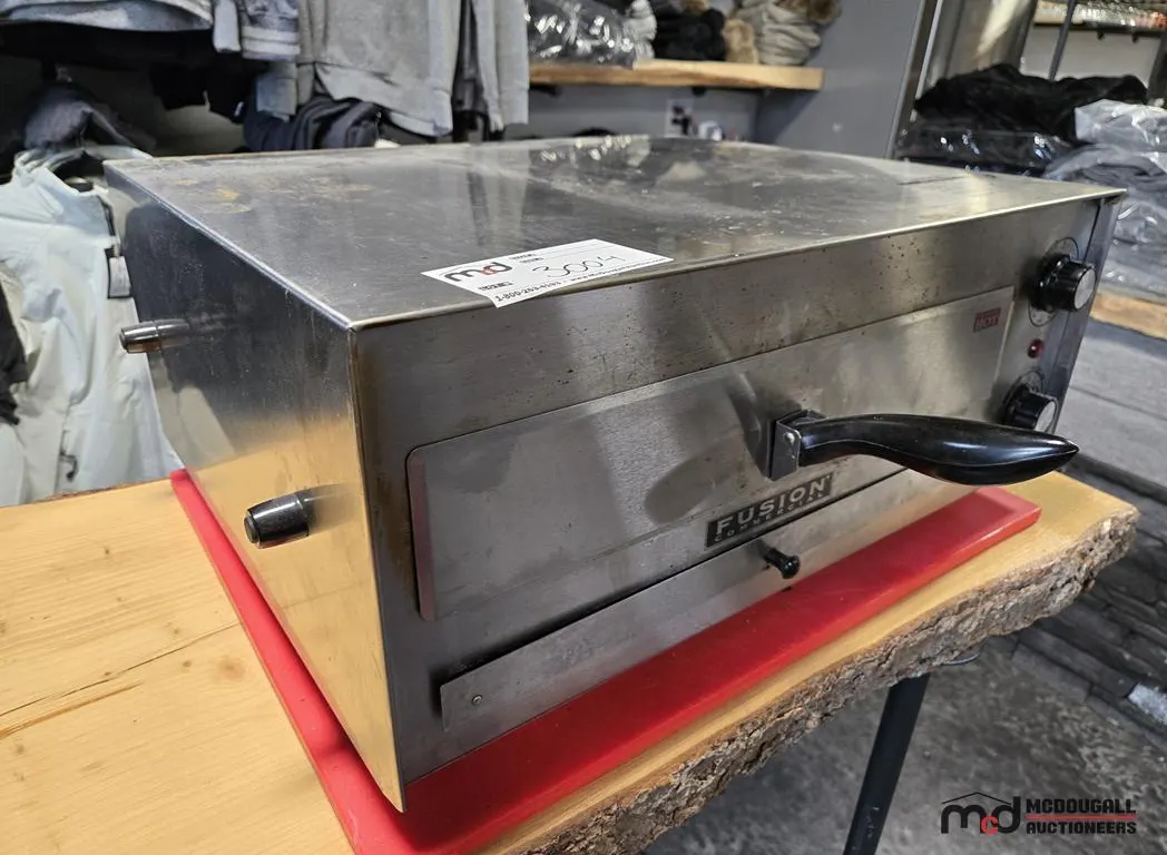 Fusion Commercial Model 515 Countertop Oven
UNRESERVED