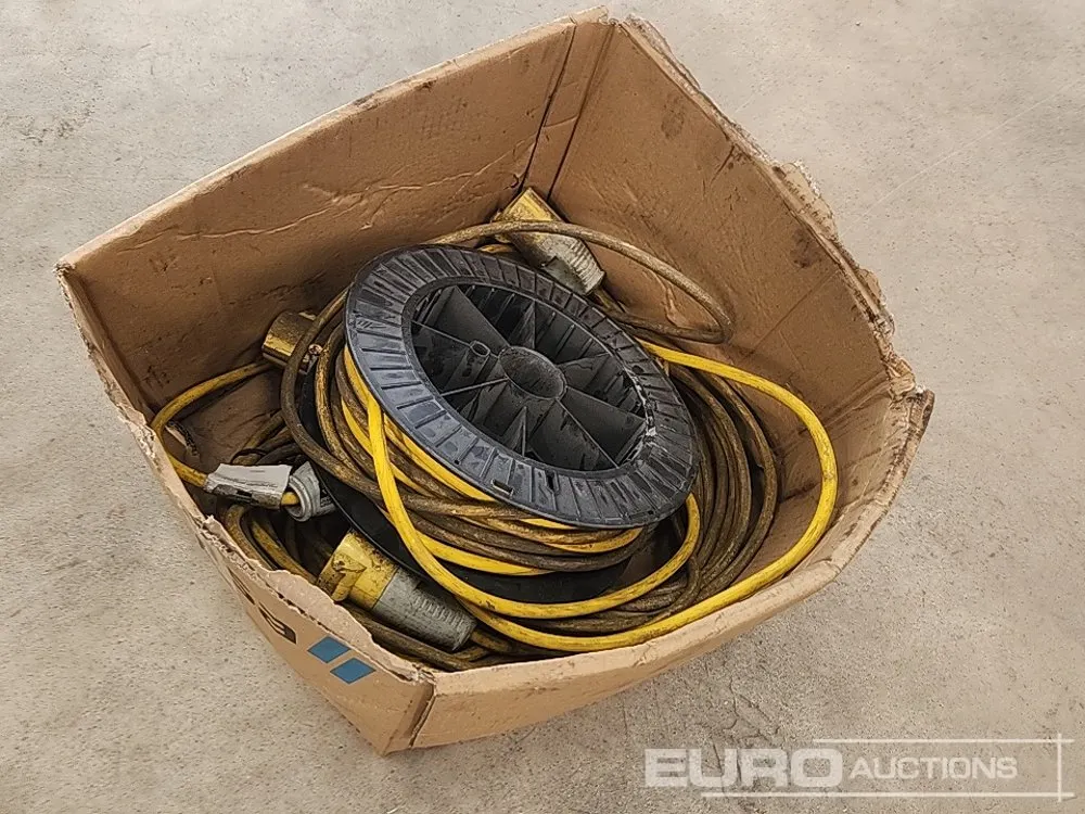 110v Extension Reel and Extension Leads (2 of)
