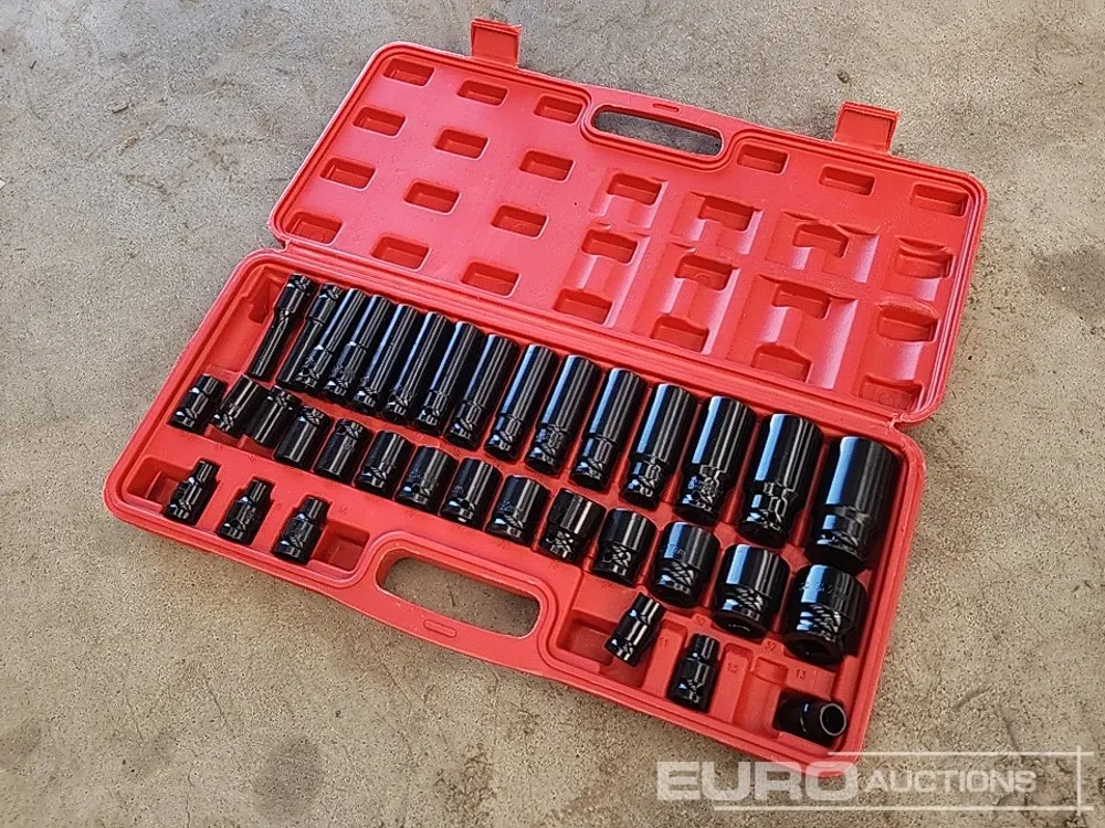 Unused 35pc Long Reach Socket Set 8mm - 32mm Heavy Duty